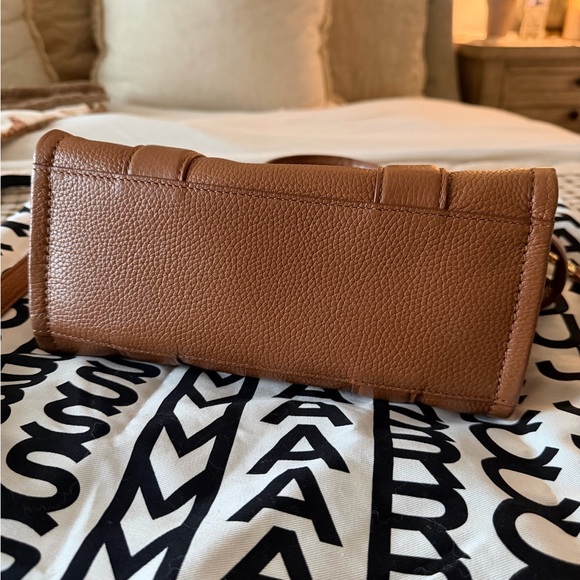 Marc Jacobs Argan Oil Small Tote Bag - Picture 4 of 4